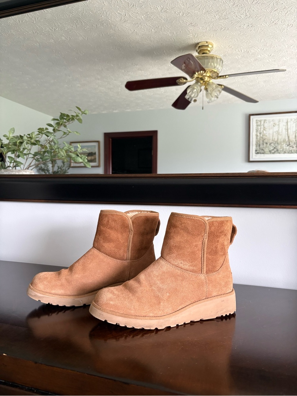 Women’s UGG Kristin Boots